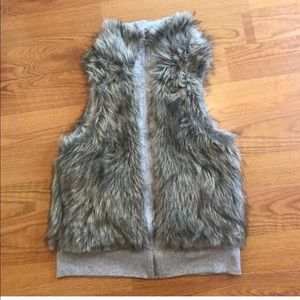 🔥 Gorgeous Victoria Secret reversible fur vest!🔥